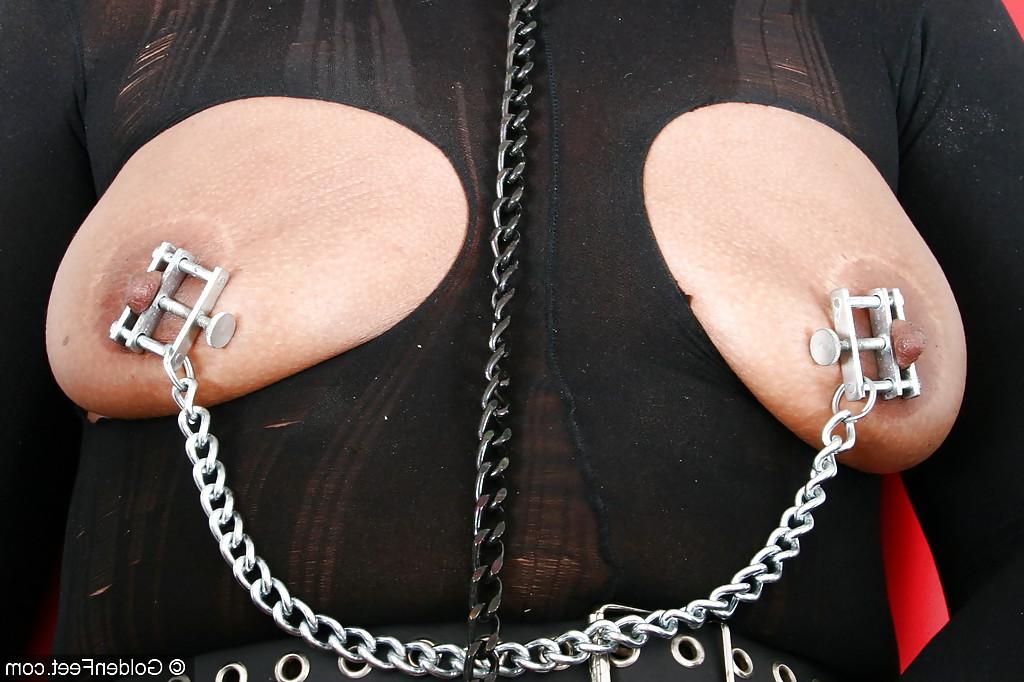 16P Mature European sex slave is bound and blindfolded by Lady Srarah