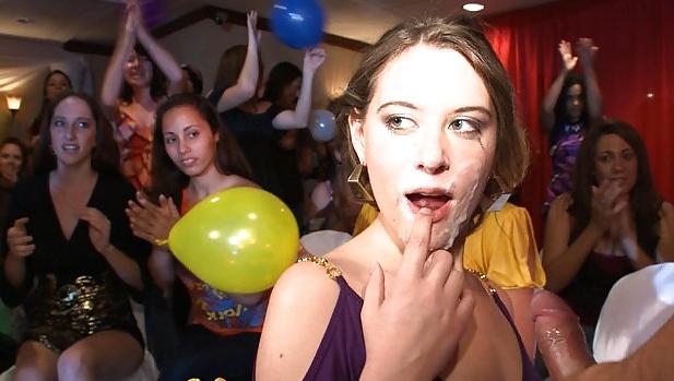 25P Slut girls fucked in disco club