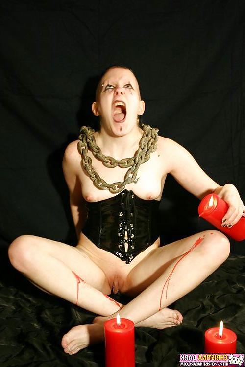 18P BDSM Sluts
