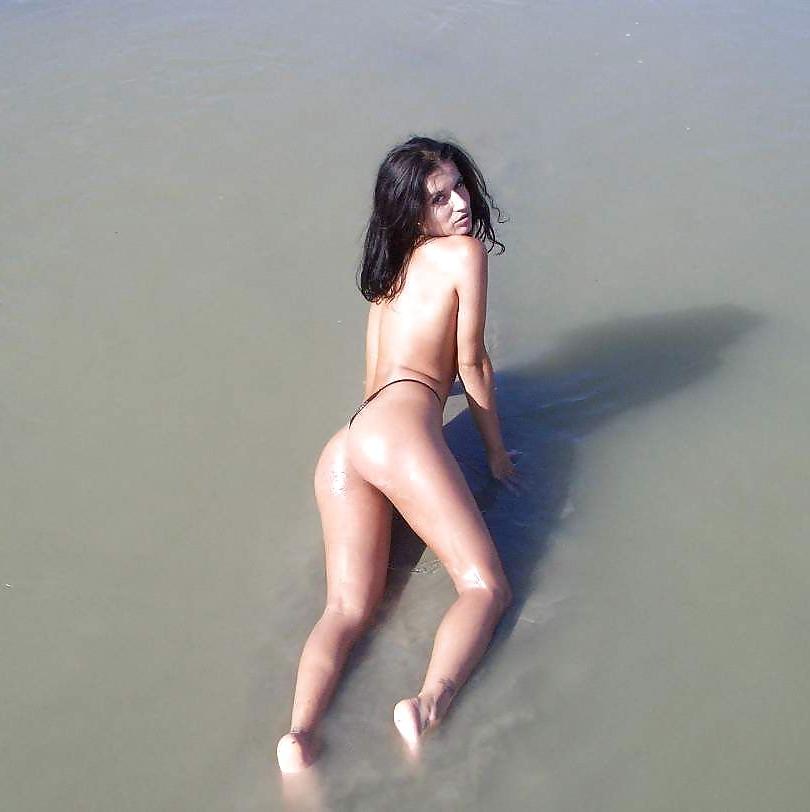 19P Sweet latina strip