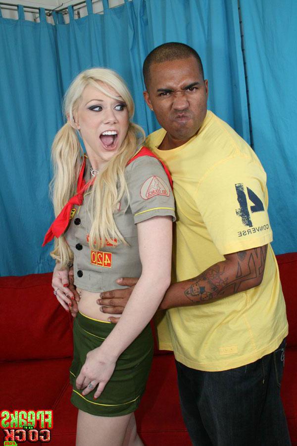 16P Sexy blonde Samantha Sin stripping off uniform to fuck a thick cock