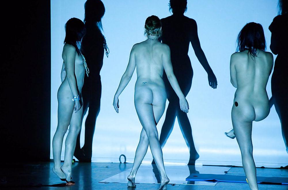 9P Nude Women In Group 3 