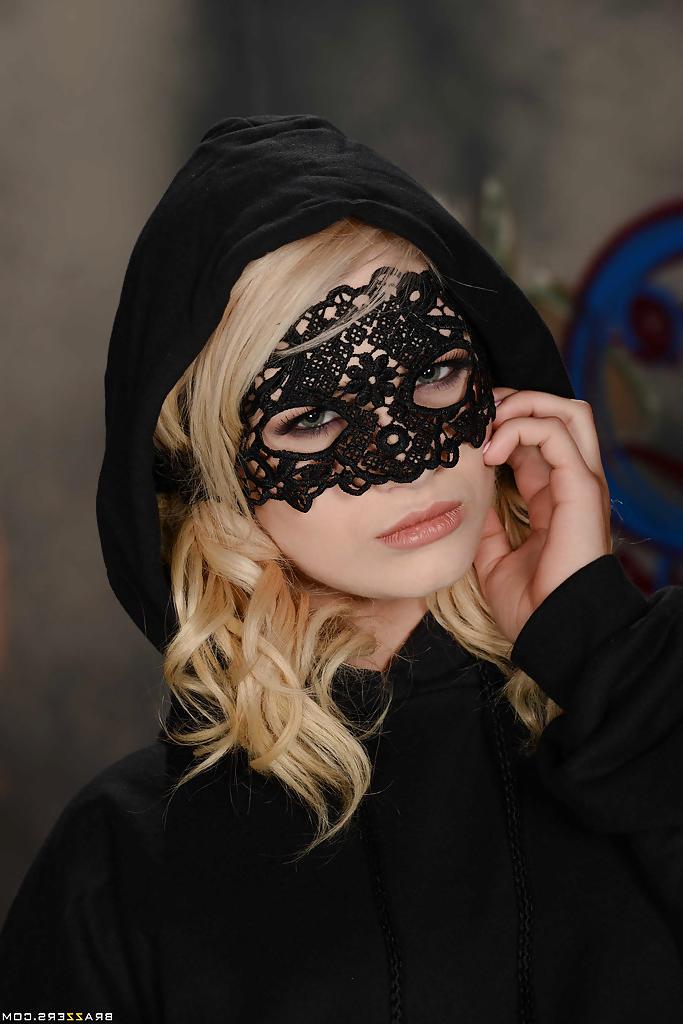 15P Masked blonde teen Aubrey Gold posing perfectly toned body in lingerie