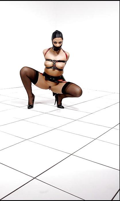 12P Lovely latex lady propery secrued