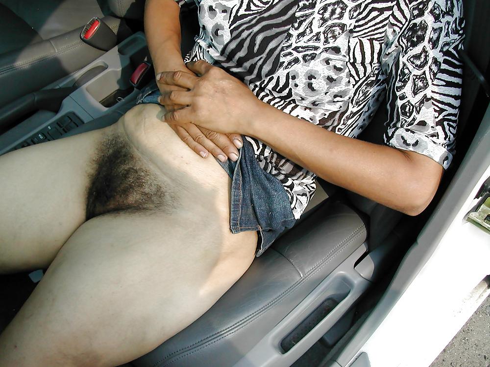 8P HAIRY GRANNY CLAUDETTE