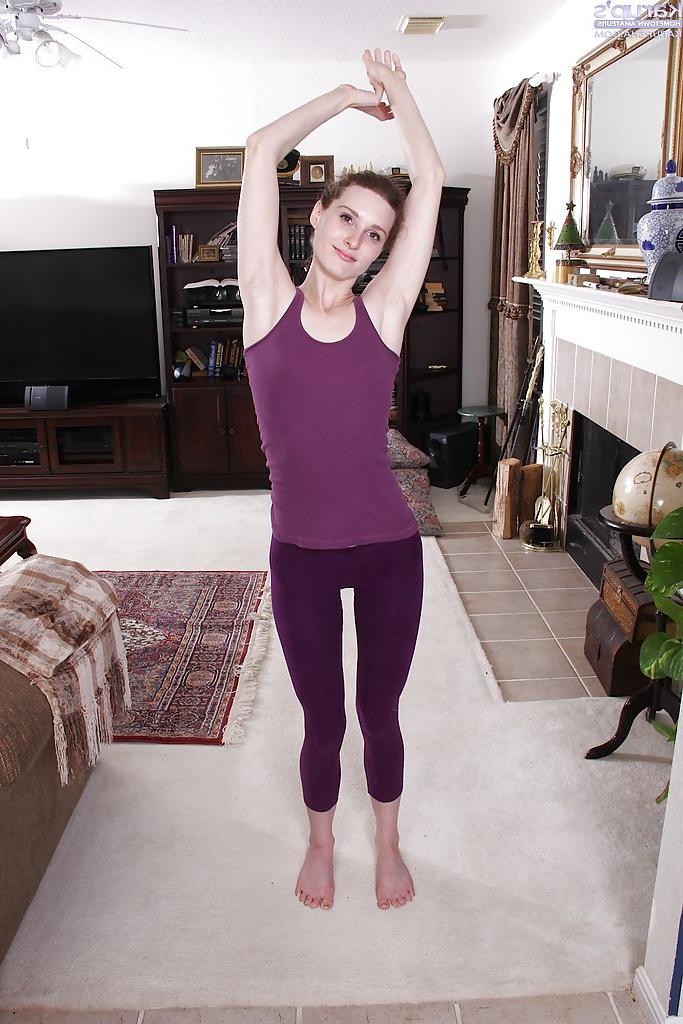 16P Teen girl Tara Estell removing yoga clothes to pose in nude for first time