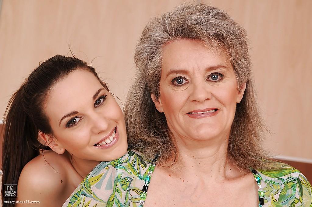 16P Salty teenage lesbian has some pussy licking fun with a filthy granny