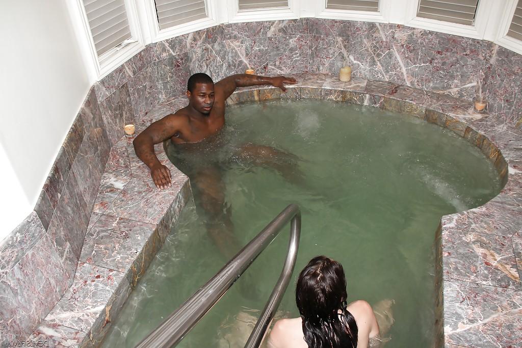 15P Wet cunt of white chick is getting a good fuck from ebony lover