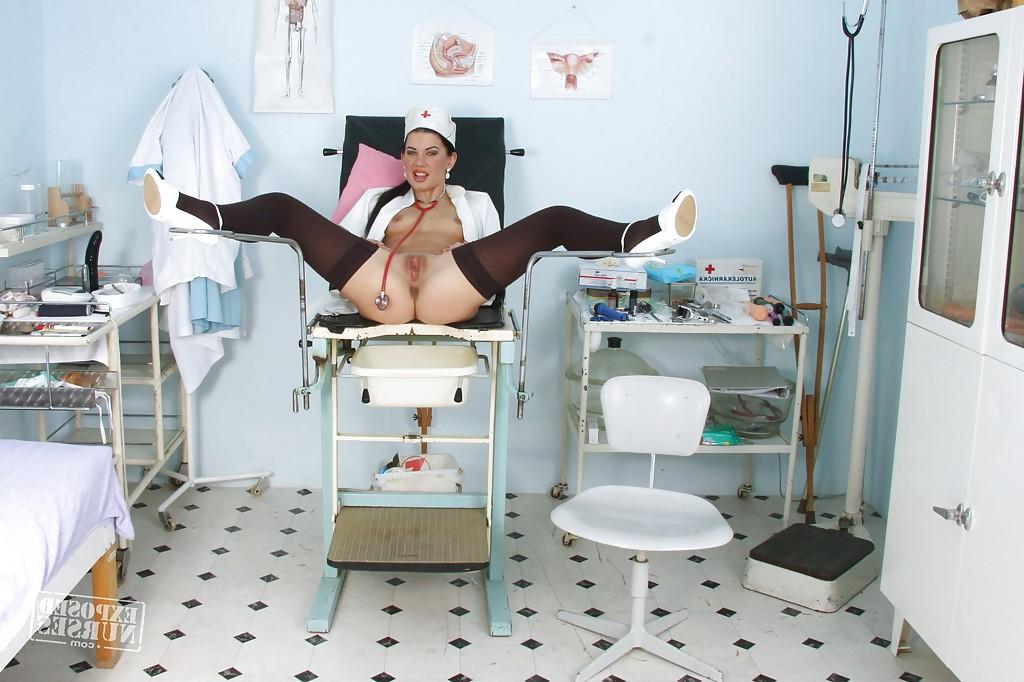 16P Rihanna Samuel is a hot nurse and she prefers playing with pussy