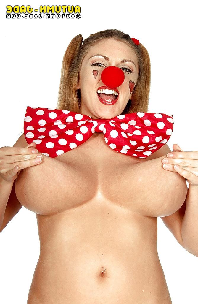 16P Solo girl Autumn Jade flaunting massive pornstar tits in clown outfit