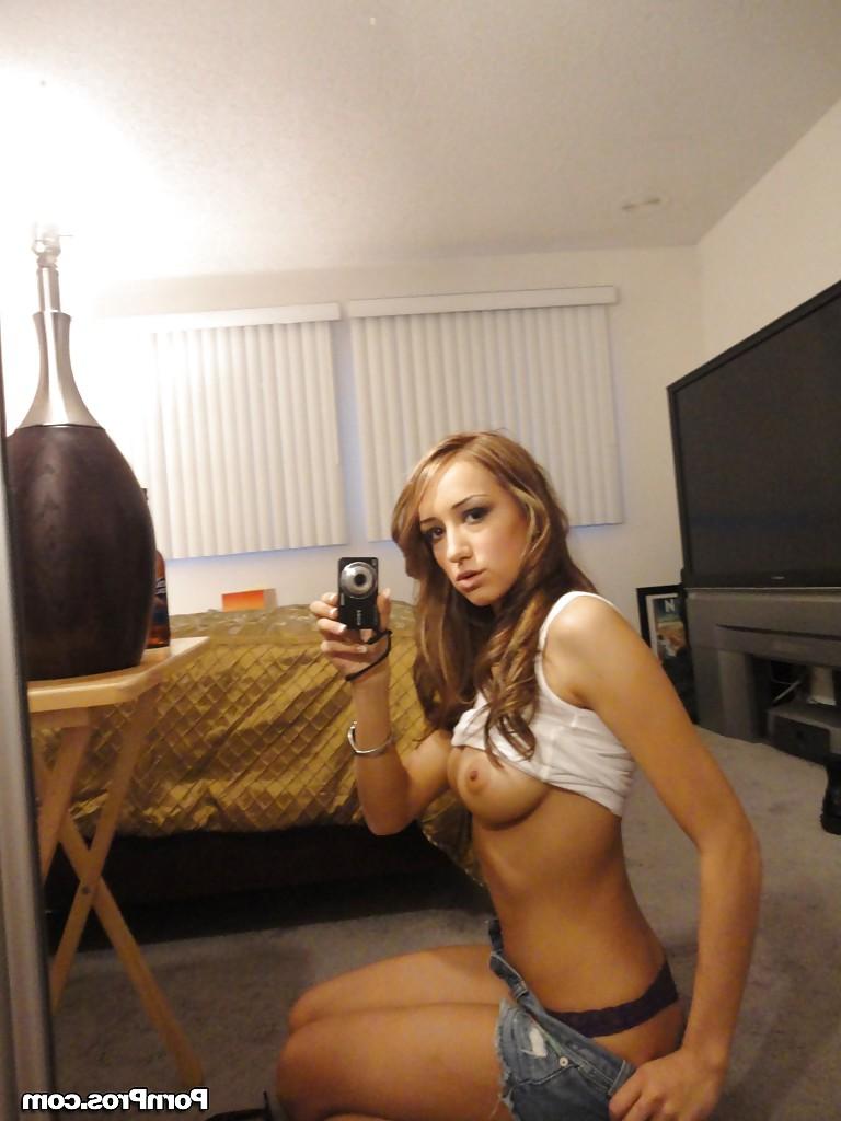 16P Petite babe Victoria Rae Black makes a few self shots showing off naked body
