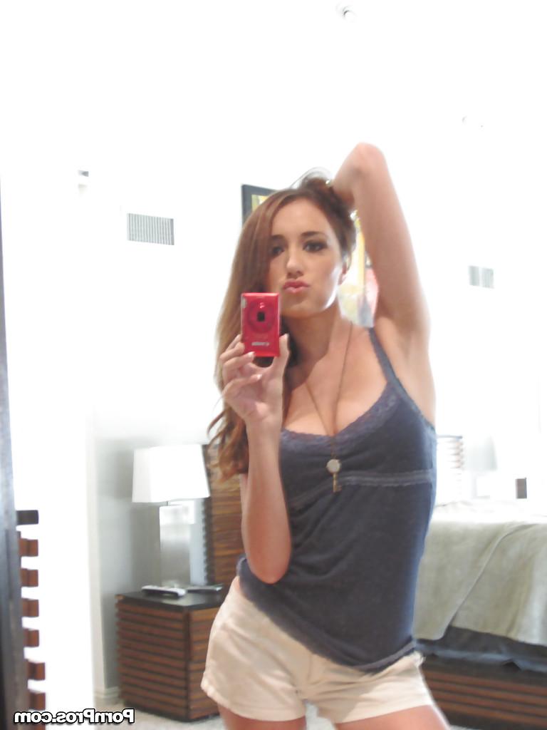 16P Victoria Black is doing some self shots in her tight white shorts