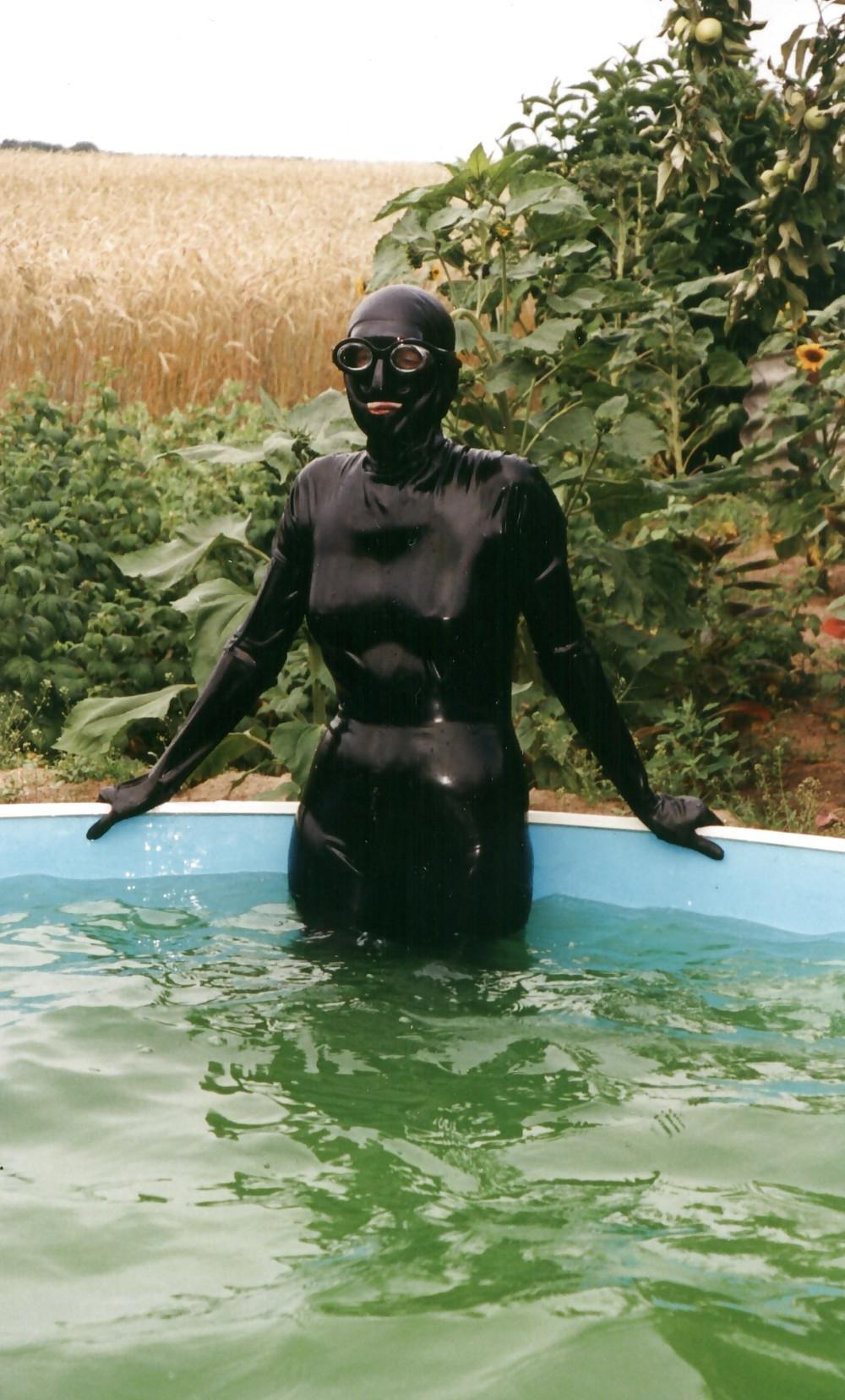 8P Latex im Pool