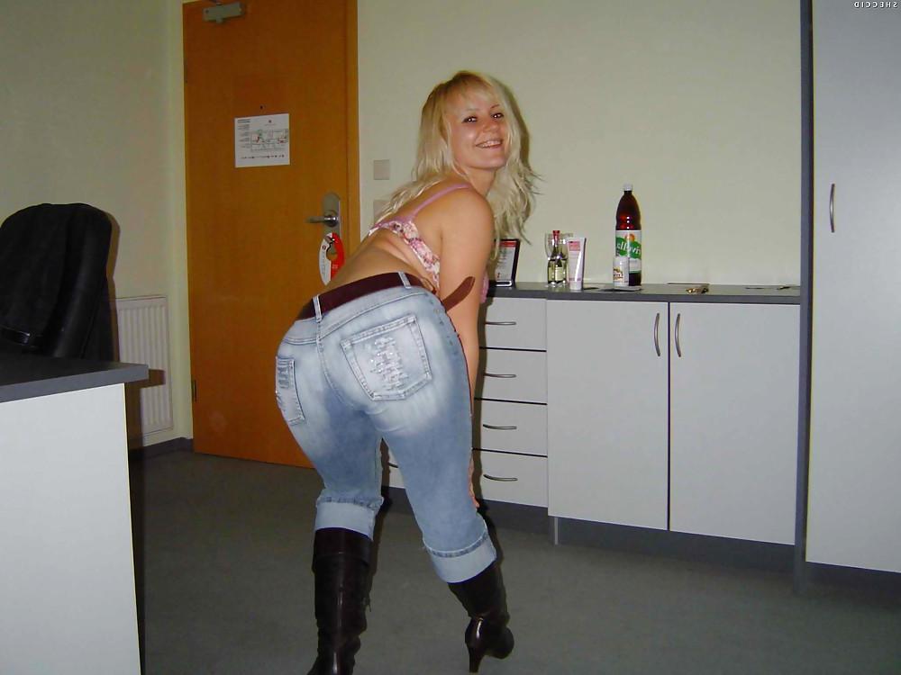 25P Vestidas e gostosas  - Dressed and very hot 