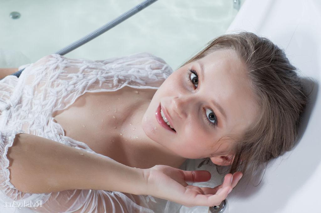 16P Beautiful girl Alexandra D shows you her wet pussy