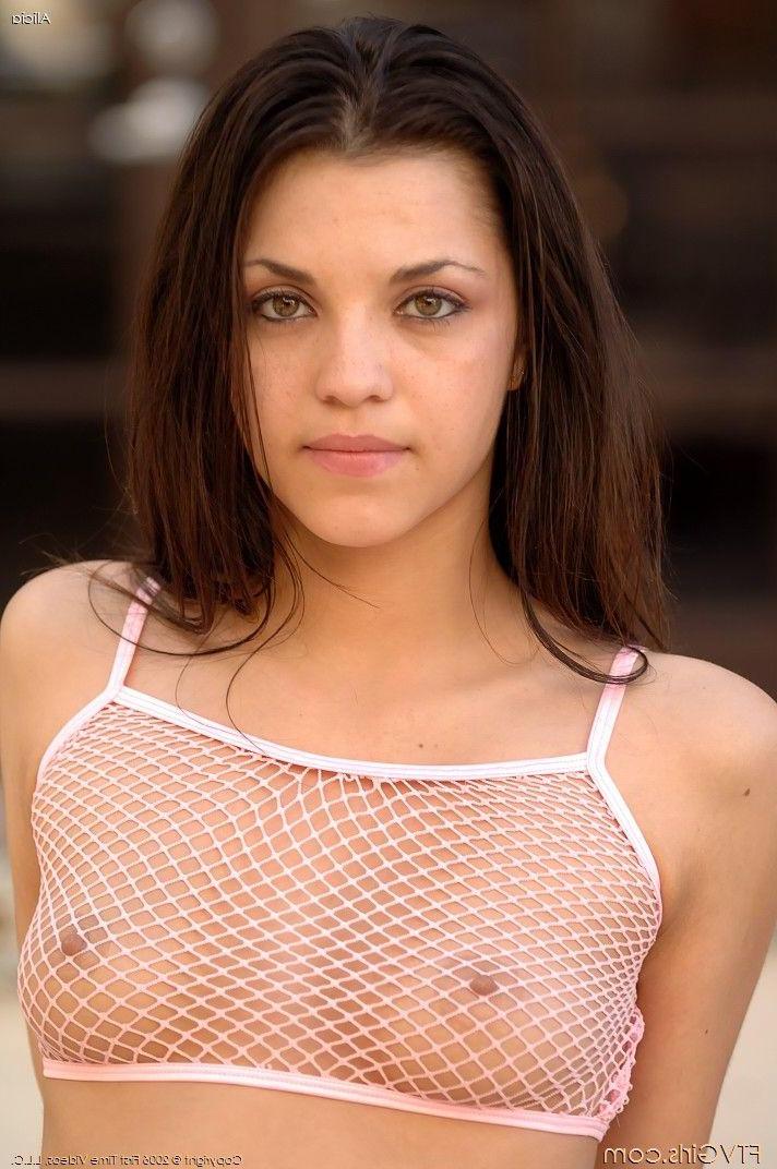20P Pictures of teen girl Alicia FTV stuffing her pussy