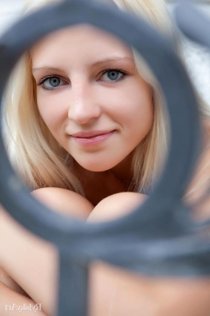 16P Gorgeous blonde teen Alysha A lifts her dress to show you her tight pussy