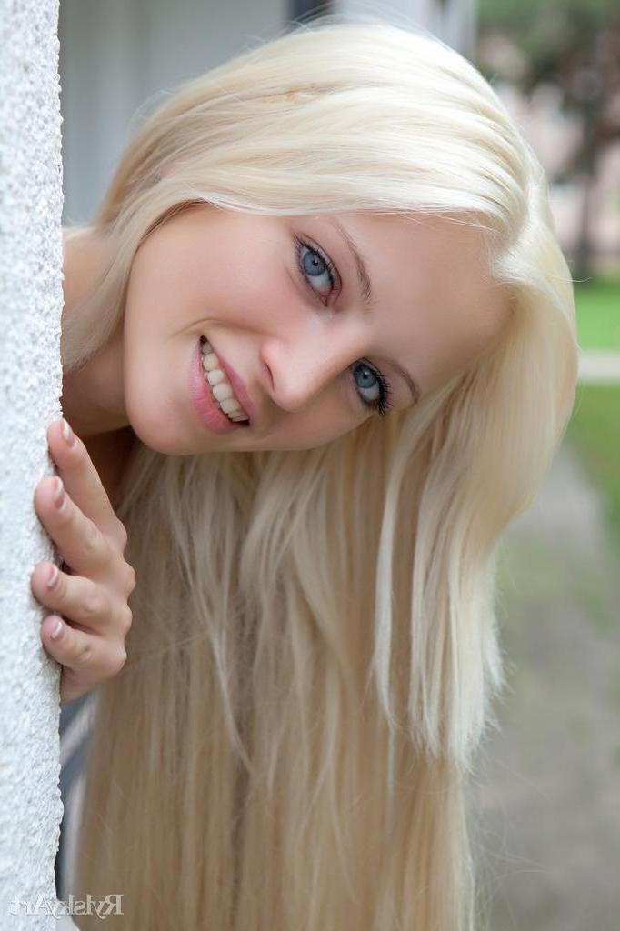 16P Gorgeous blonde teen Alysha A lifts her dress to show you her tight pussy