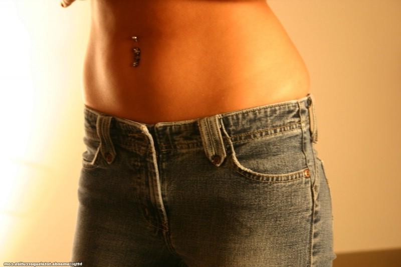 15P Amandas first topless pictures