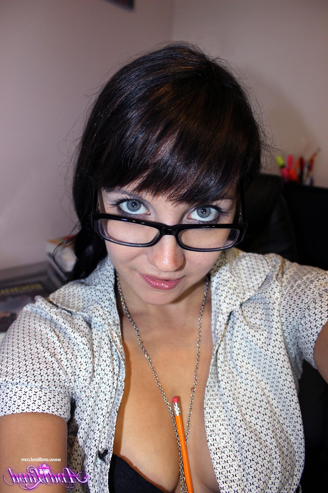 15P Hot coed Andi Land is all ready to get back to school