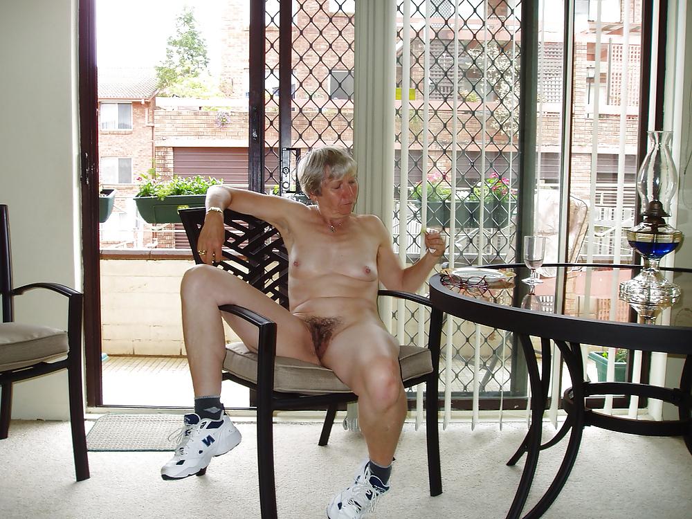 25P Hairy Moms And Grandmas 22