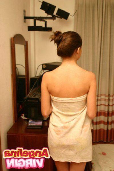 16P Pictures of teen Angelina Virgin strutting around in her panties