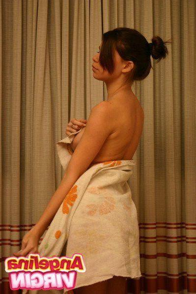 16P Pictures of teen Angelina Virgin strutting around in her panties