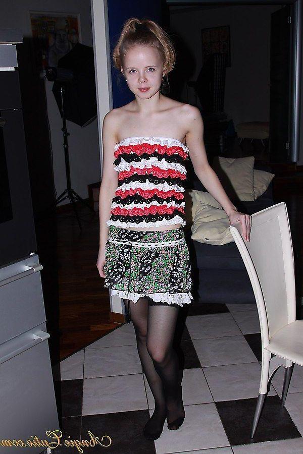 20P Pictures of Angie Cutie spreading for your cock
