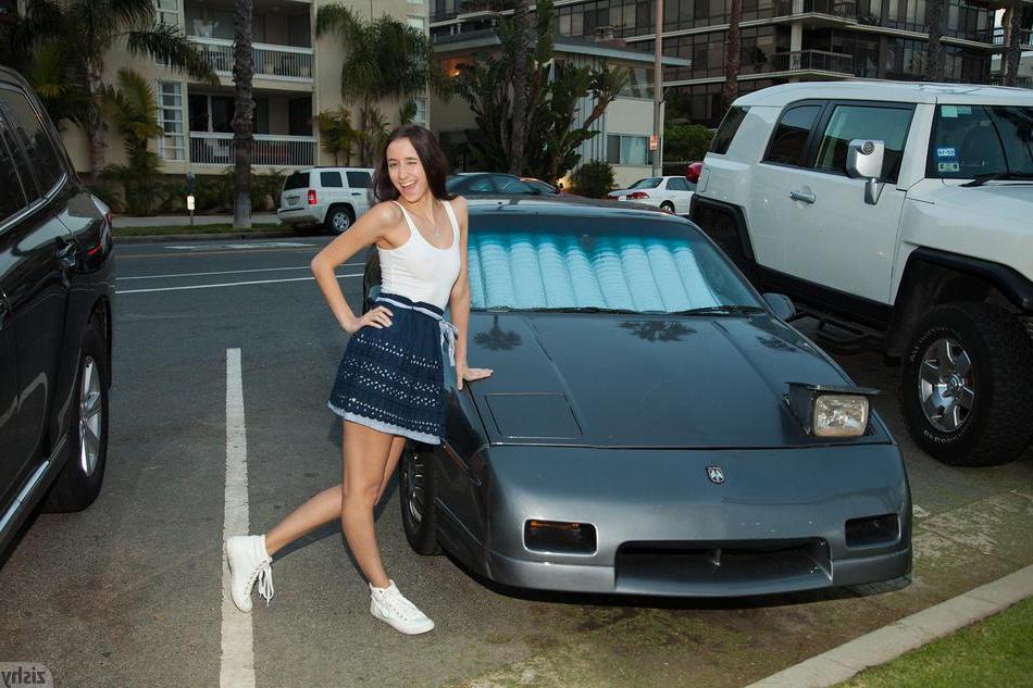 8P Hot coed Belle Knox shows you up her skirt while she does her stretches