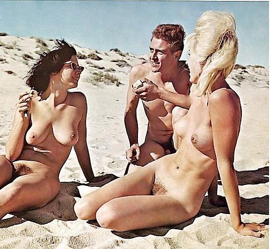 20P Nudist.