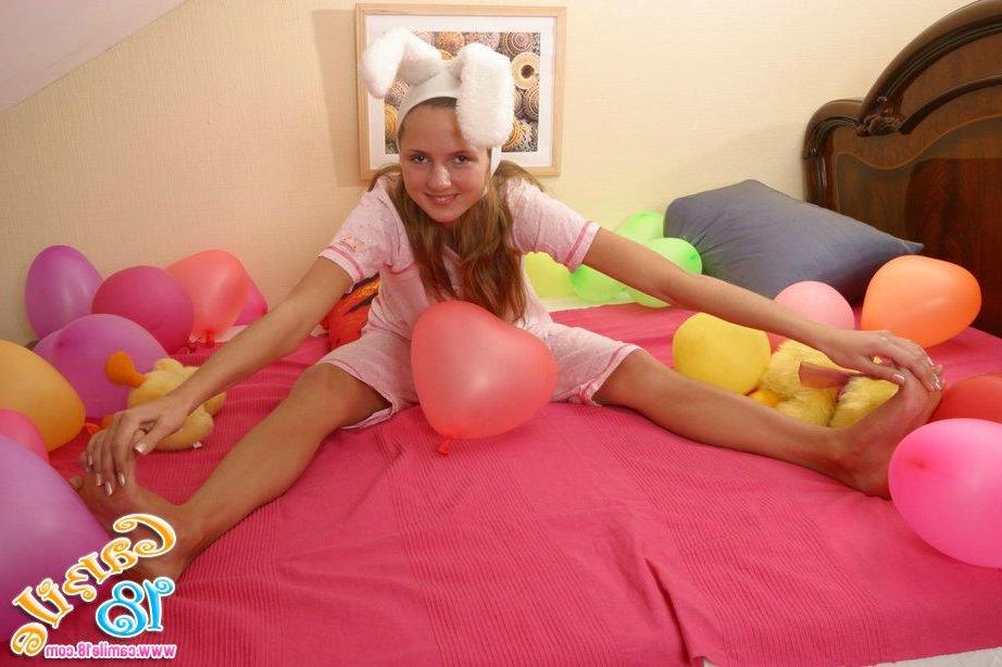 15P Pictures of teen Camile 18 giving you some bunny love
