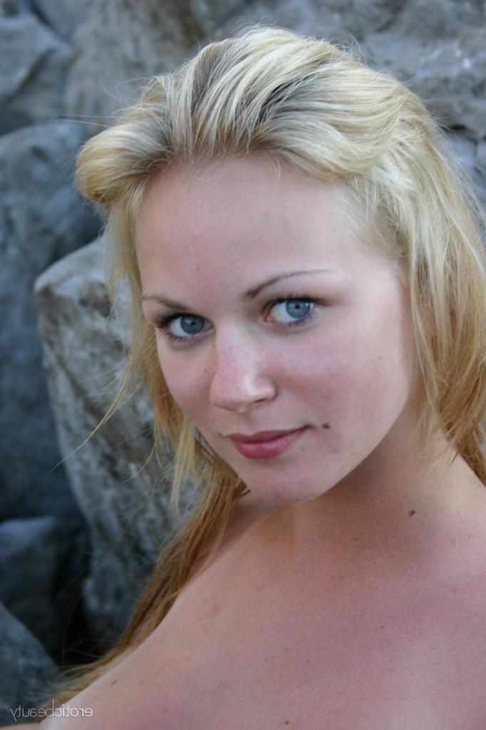16P Blonde teen Chantel A gets all wet outside
