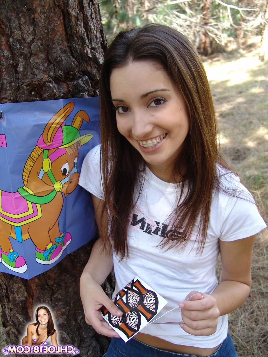 15P Hot teen girl Chloe 18 gets naughty on laundry day