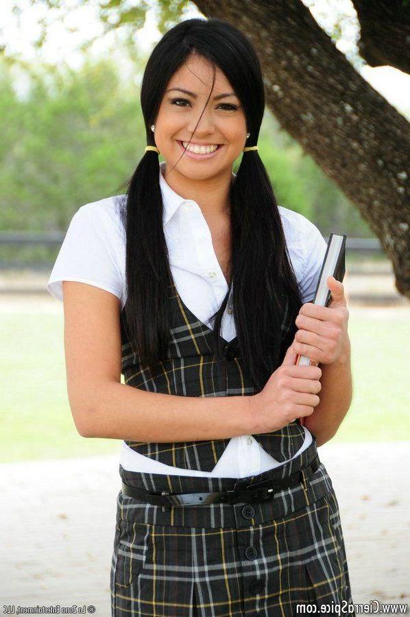 15P Pictures of teen Cierra Spice being the perfect schoolgirl