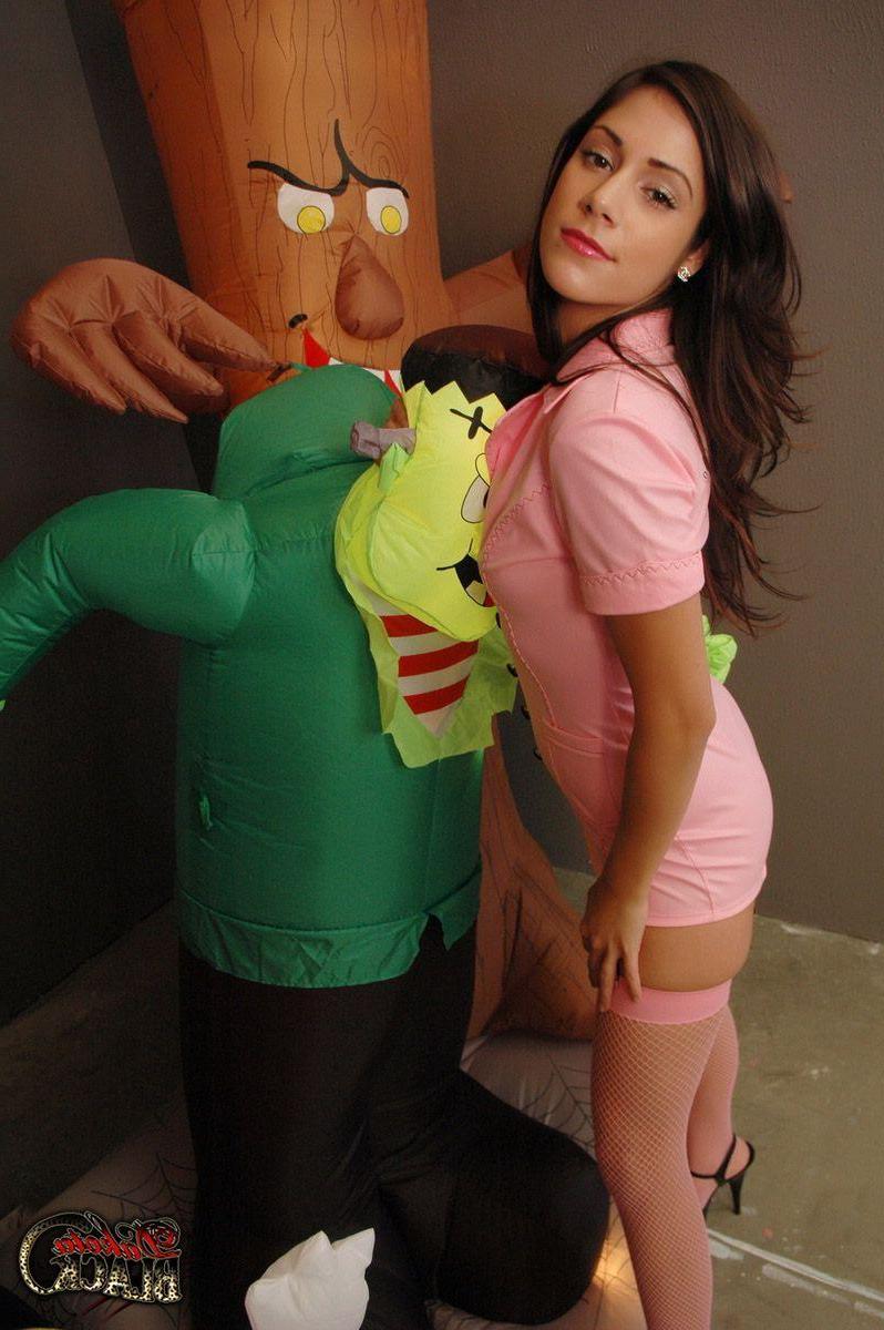 20P Pictures of Dakota Black getting naughty with the ghosts