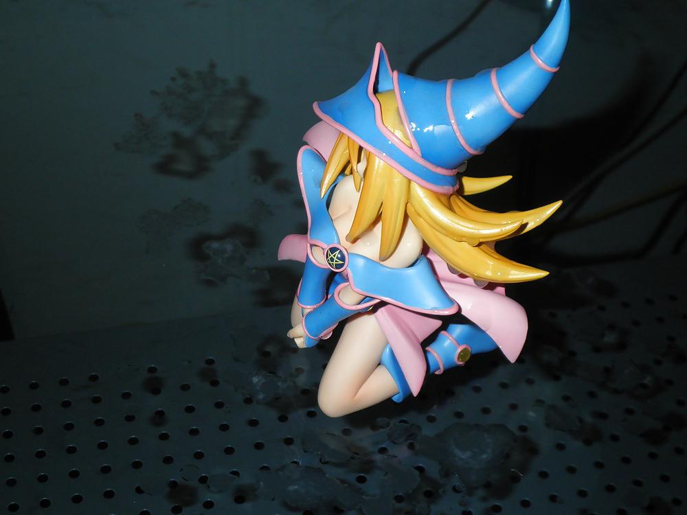 20P Figure bukkake 7 (dark magician girl)