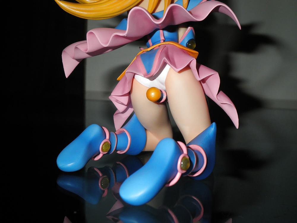 20P Figure bukkake 7 (dark magician girl)