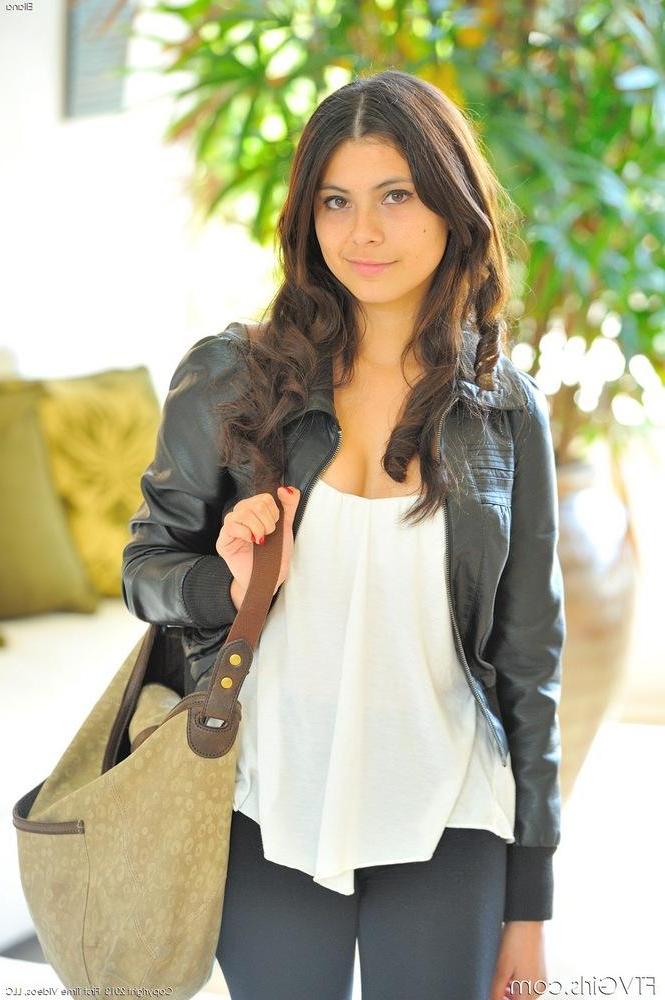 16P Pictures of hot brunette teen Eliana getting naked on camera for the first time