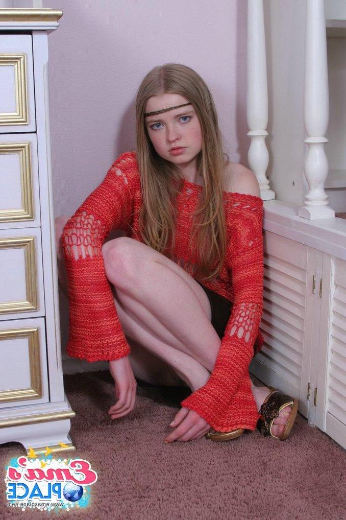 15P Pictures of teen Ema's Place showing off her small tits