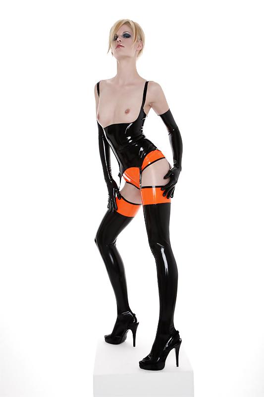 25P Latex 2 