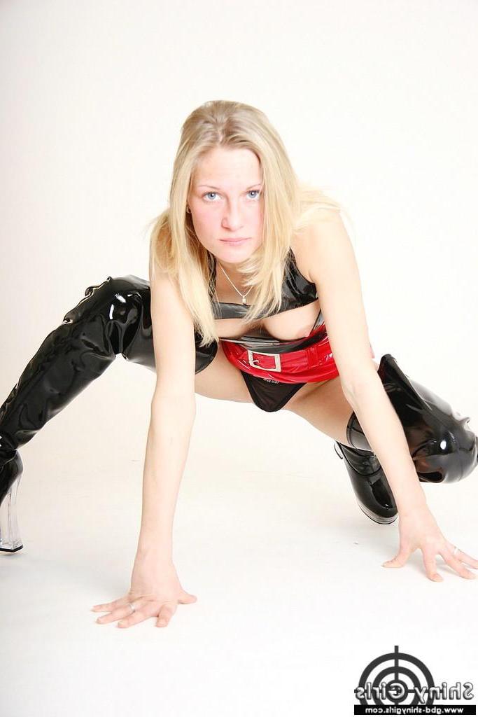 15P Pictures of hot blonde teen Jean giving you a sexy fetish set