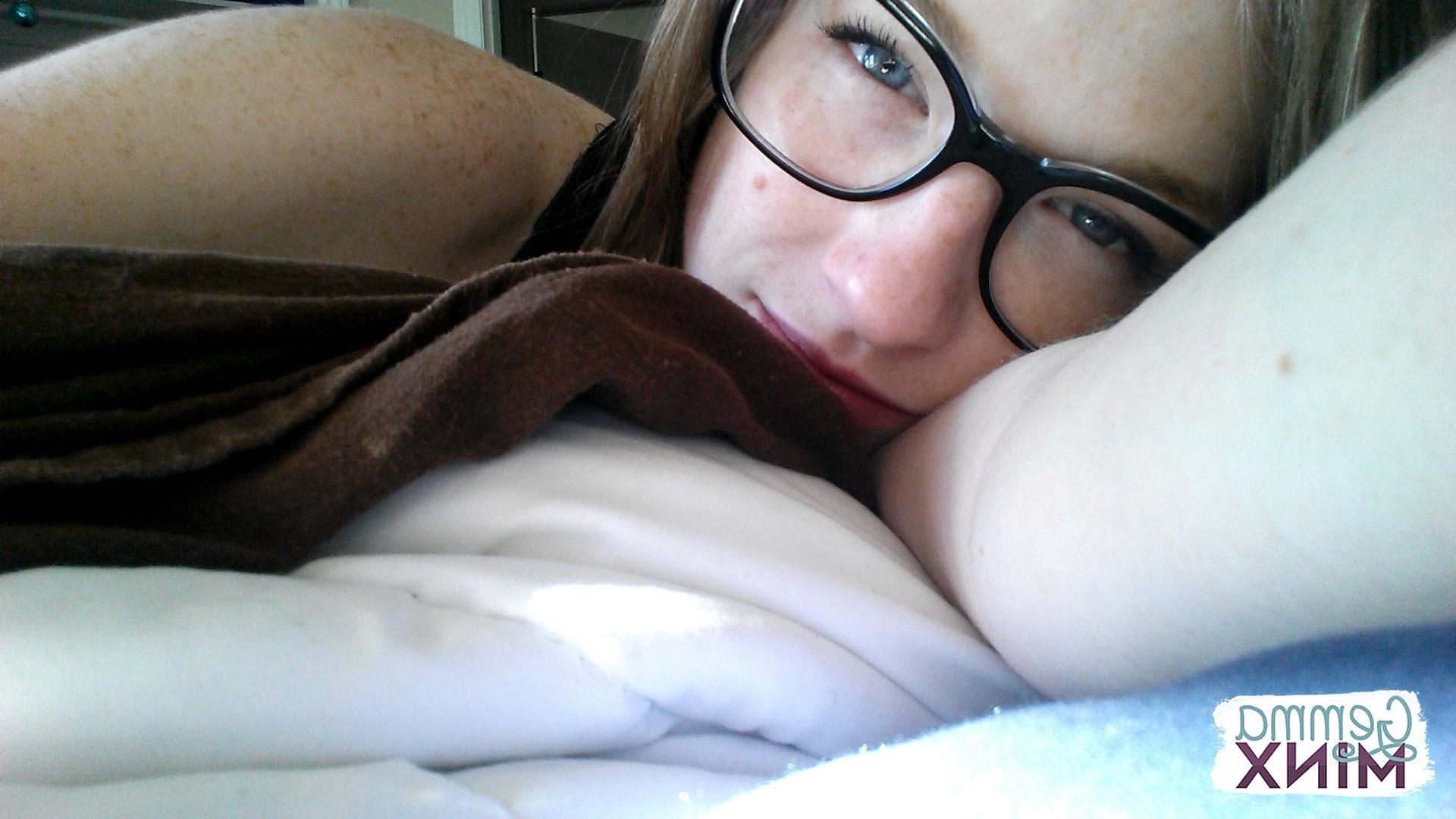 15P Hot teen Gemma Minx takes selfies with her phone