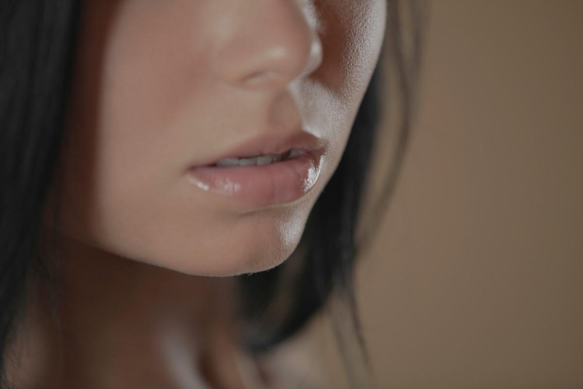 16P Pictures of brunette teen Gianna getting boned in her stockings