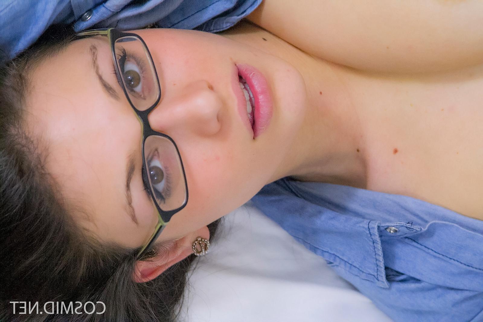 16P Beautiful coed Gina Rose strips out of her jean shorts in bed