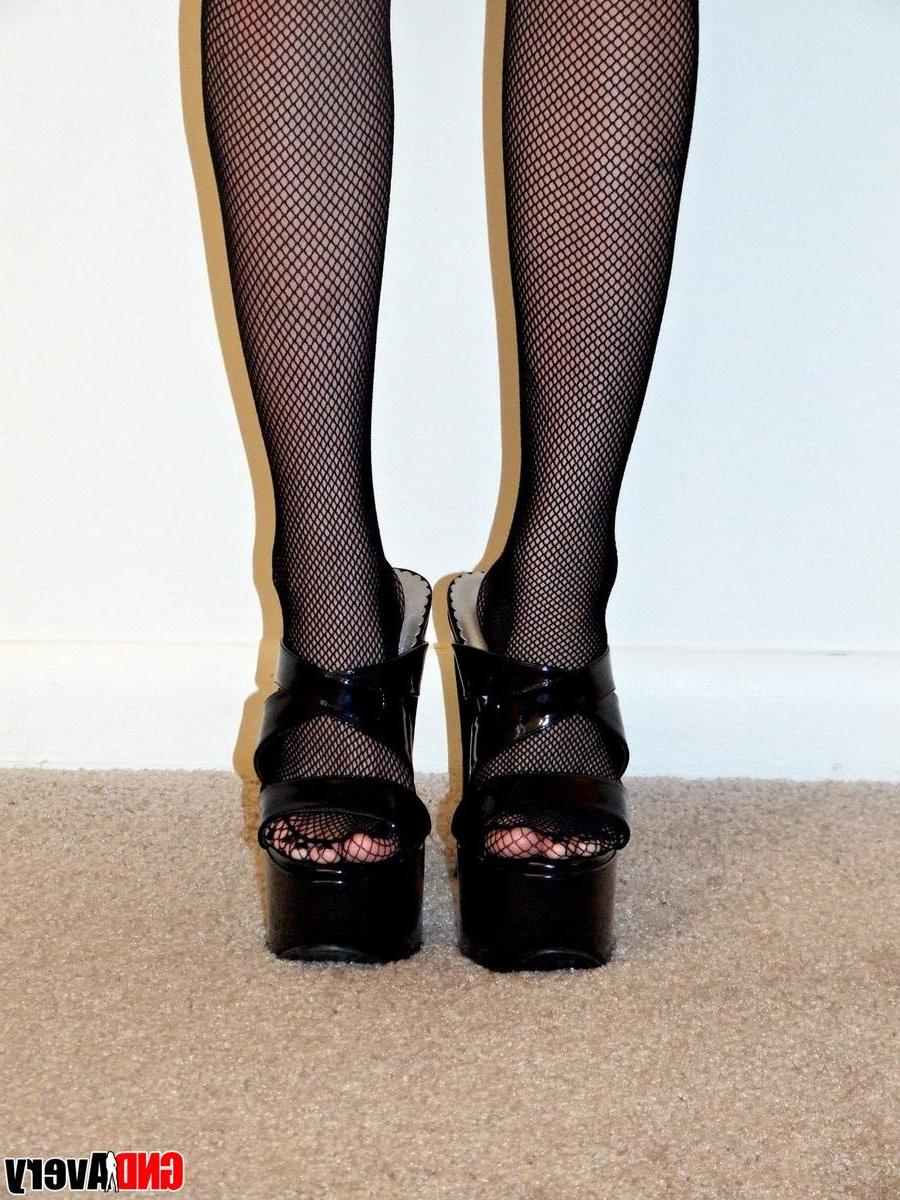 12P Avery spreads her ass and pussy for the camera wearing black fishnet stockings