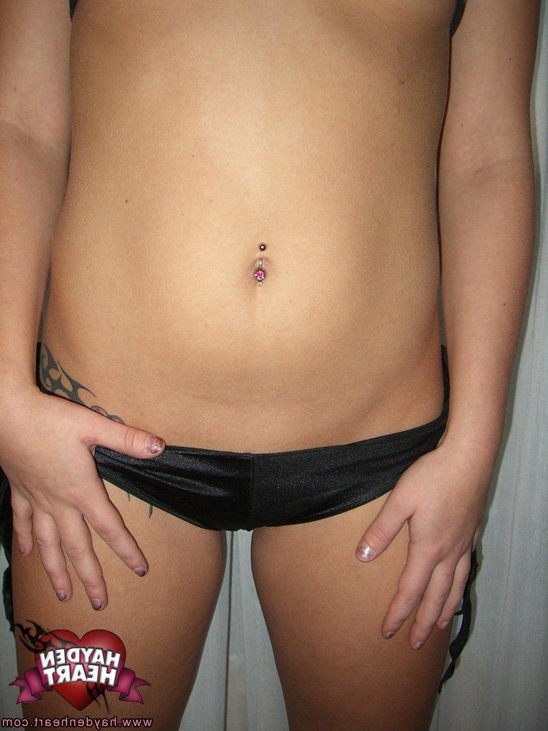 16P Pictures of teen model Hayden Heart showing you her tight pussy