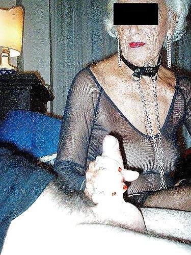 11P Mature BDSM-ladies