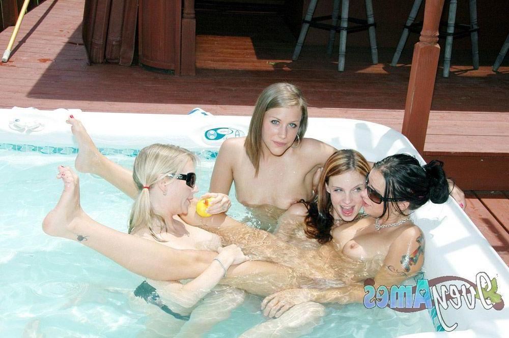 15P Pictures of Ivey Ames getting wet with her hot friends