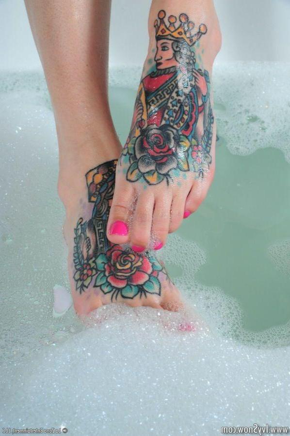 15P Pictures of teen star Ivy Snow getting all wet for you
