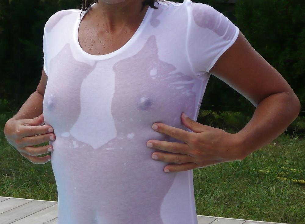 18P Tee shirt mouille 1